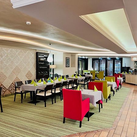 Papuga Park Hotel Wellness Marrakesz & Spa بييلسكو بياوا المظهر الخارجي الصورة