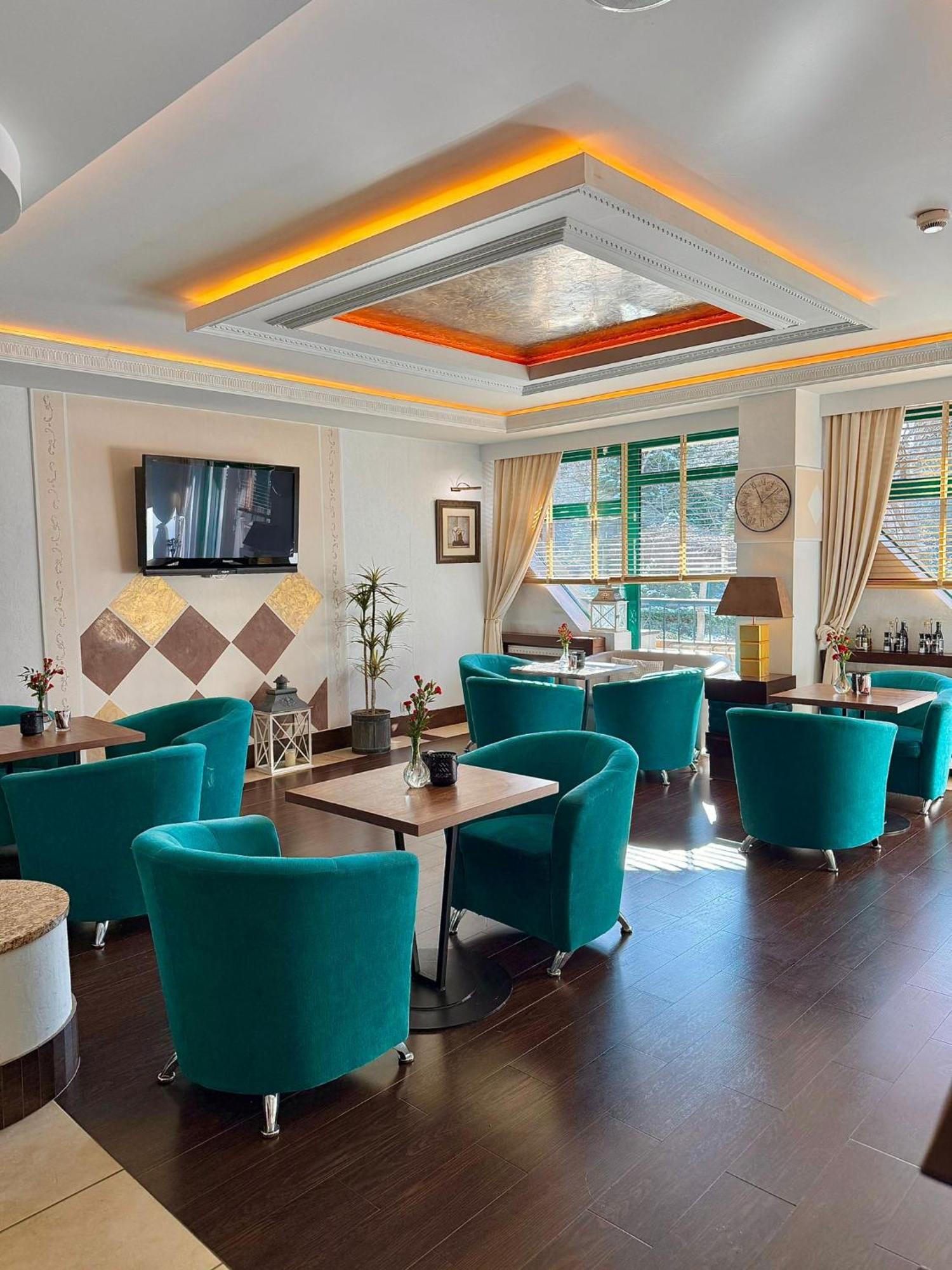 Papuga Park Hotel Wellness Marrakesz & Spa بييلسكو بياوا المظهر الخارجي الصورة