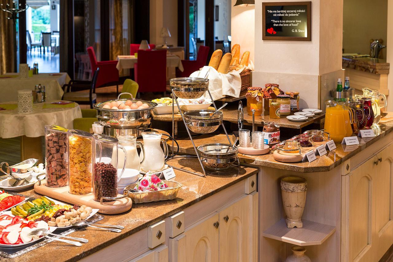Papuga Park Hotel Wellness Marrakesz & Spa بييلسكو بياوا المظهر الخارجي الصورة