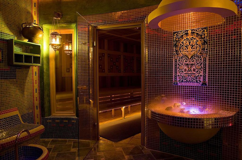 Papuga Park Hotel Wellness Marrakesz & Spa بييلسكو بياوا المظهر الخارجي الصورة