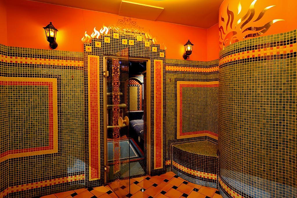 Papuga Park Hotel Wellness Marrakesz & Spa بييلسكو بياوا المظهر الخارجي الصورة